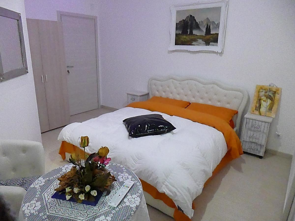 Monaco Rooms Верона Екстер'єр фото